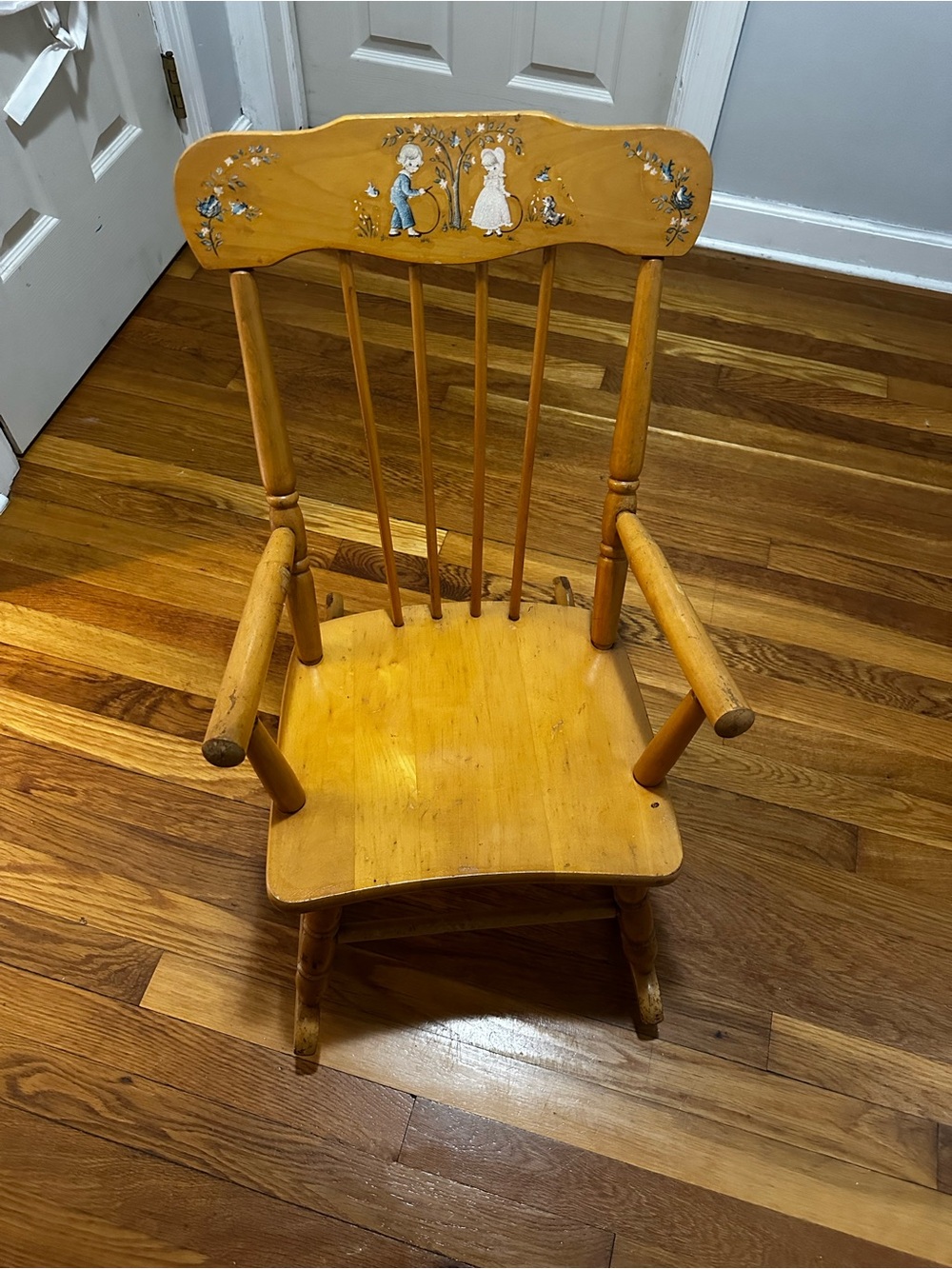Vintage Oak Hill Childs Wooden Rocking Chair with Boy Girl Puppy & birds USA